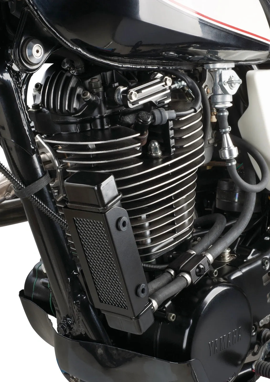 Oil Cooler - Protector - Type III - Aluminum Black Plastic Coated - XT500 TT500 SR500 Universal