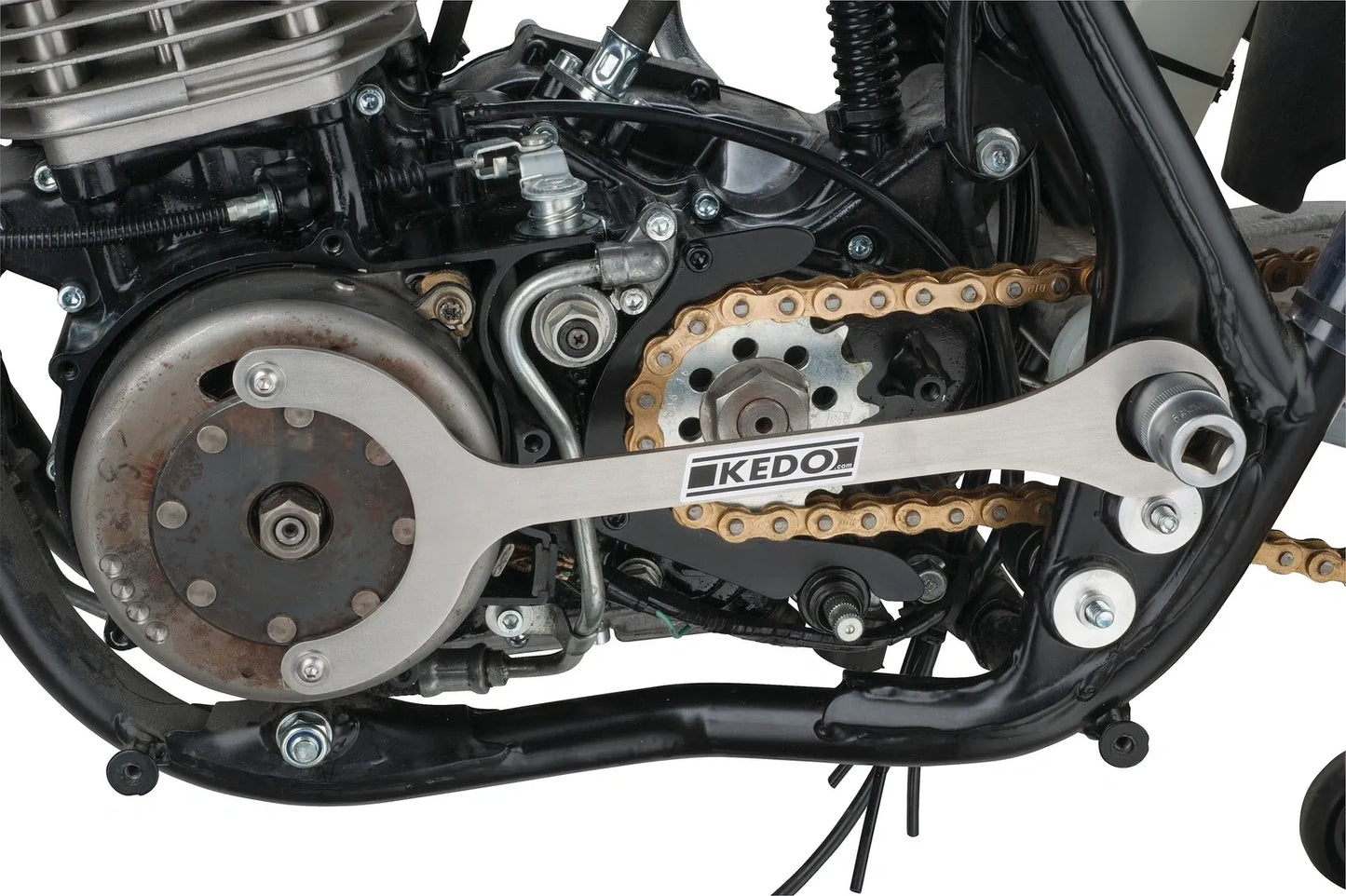 HD Flywheel Holder Tool - Uses Swingarm Nut as Support - XT500 TT500 SR500 SR400