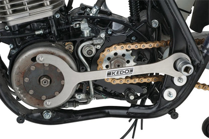 HD Flywheel Holder Tool - Uses Swingarm Nut as Support - XT500 TT500 SR500 SR400