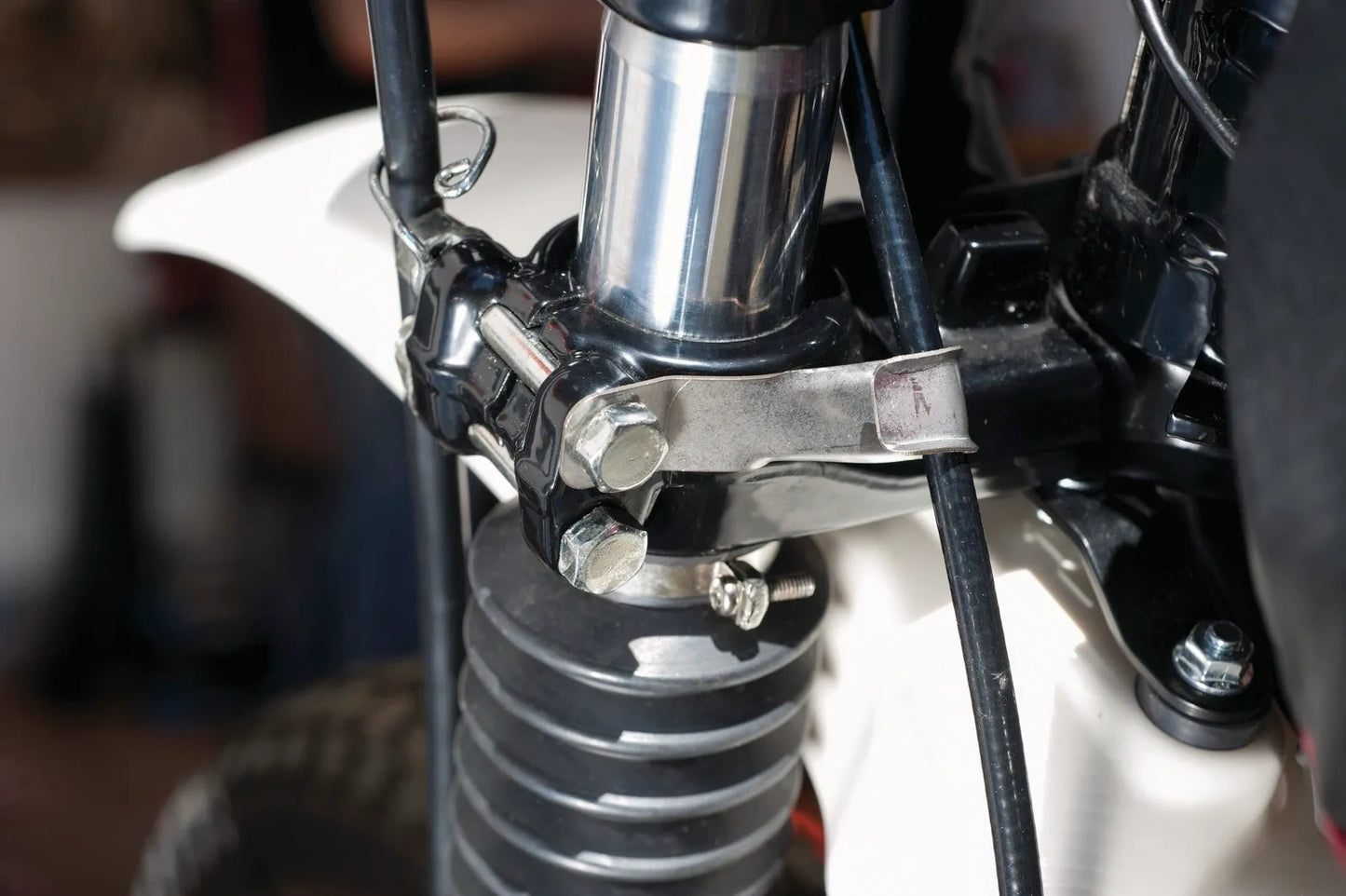 Replica Speedometer Cable Bracket - XT500