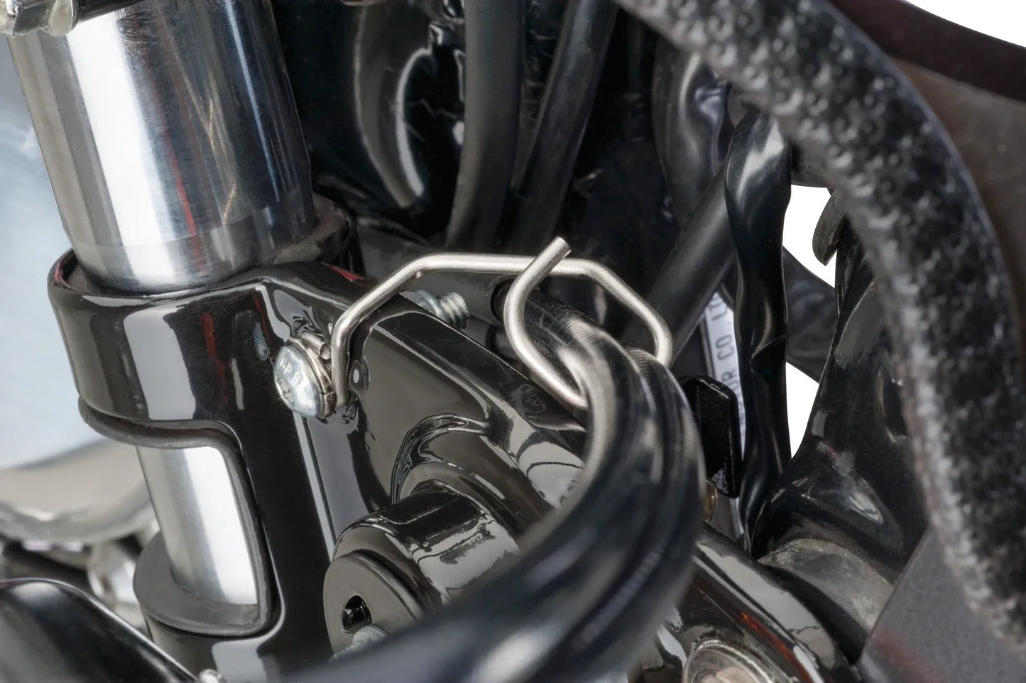 Cable Guide - Throttle Cables - Zinc Plated - XT500
