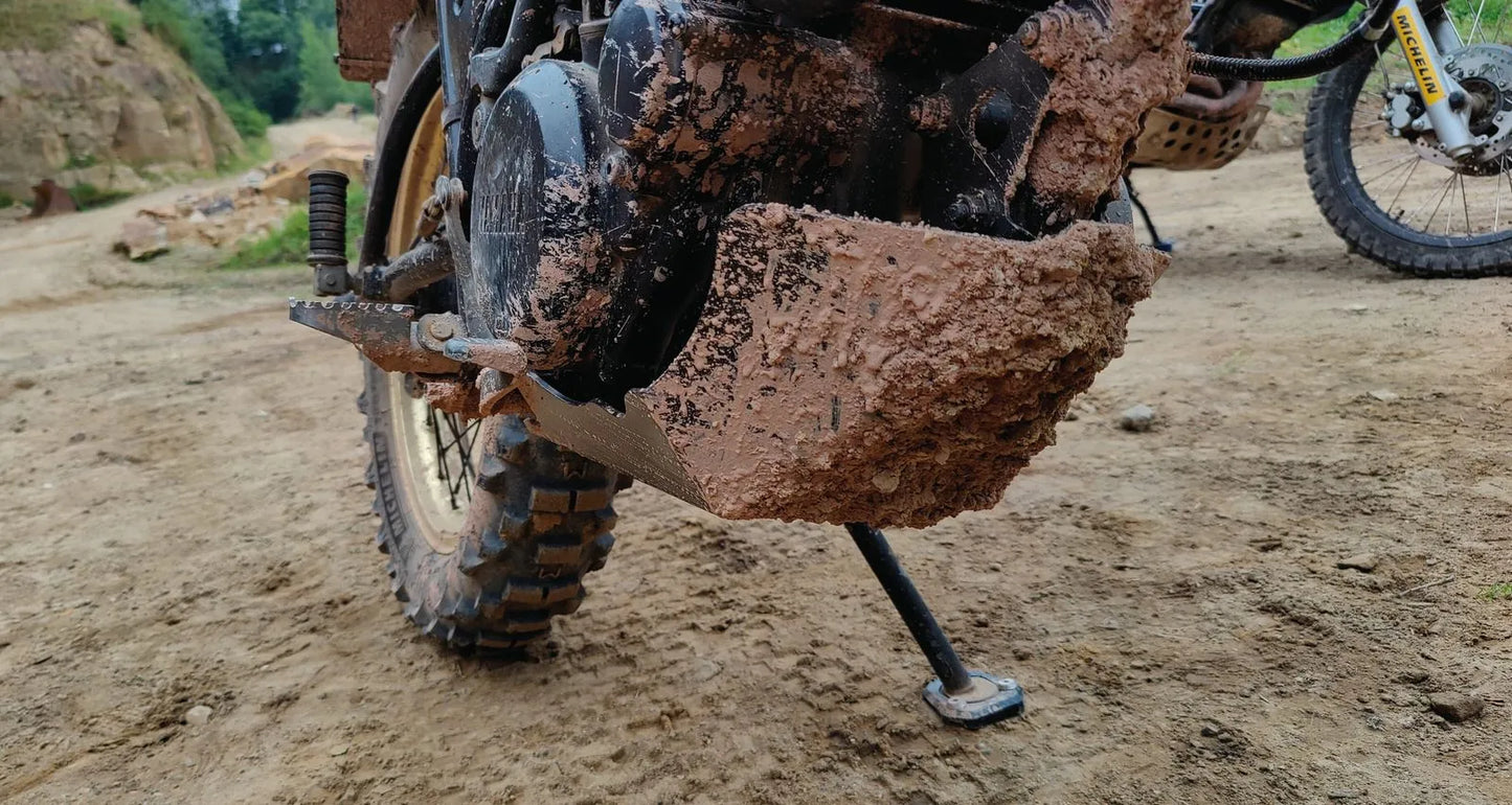 *NEW ITEM* Heavy Duty Aluminum Engine Guard/Skid Plate - 4mm Black-coated Aluminum - XT250