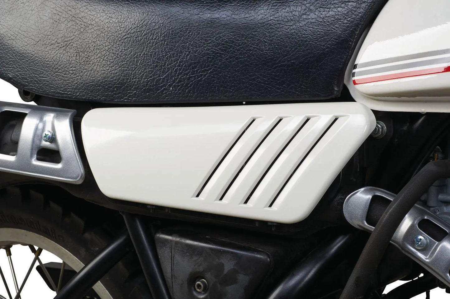 Side Cover Set - R+L (Detailed Reproduction/Replica), 1 Pair - ABS-painted Cream White - XT250