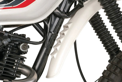 Replica Clean White Front Fender with Venting Slots - XT500 TT500