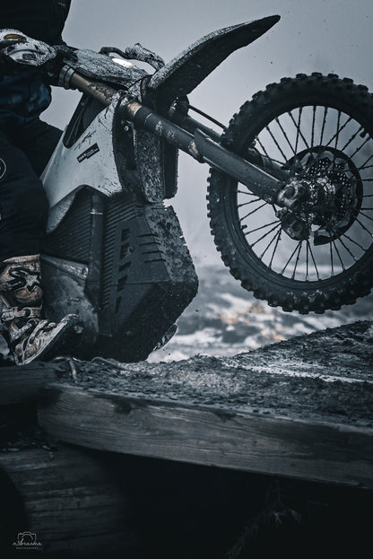 Yakk EXP - Skid Plate - Black - Stark Varg GEN1/GEN2 EX/MX/SM (25-26)