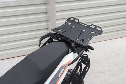 Yakk EXP - Motorcycle Luggage Top/Rear Plate - Black - KTM 790 Adventure (19-22), KTM 890 Adventure (21-22) BMW 900 GS (24-25) YAMAHA T7 Tenere 700 (19-24), YAMAHA T7 Tenere World Raid (22-24)