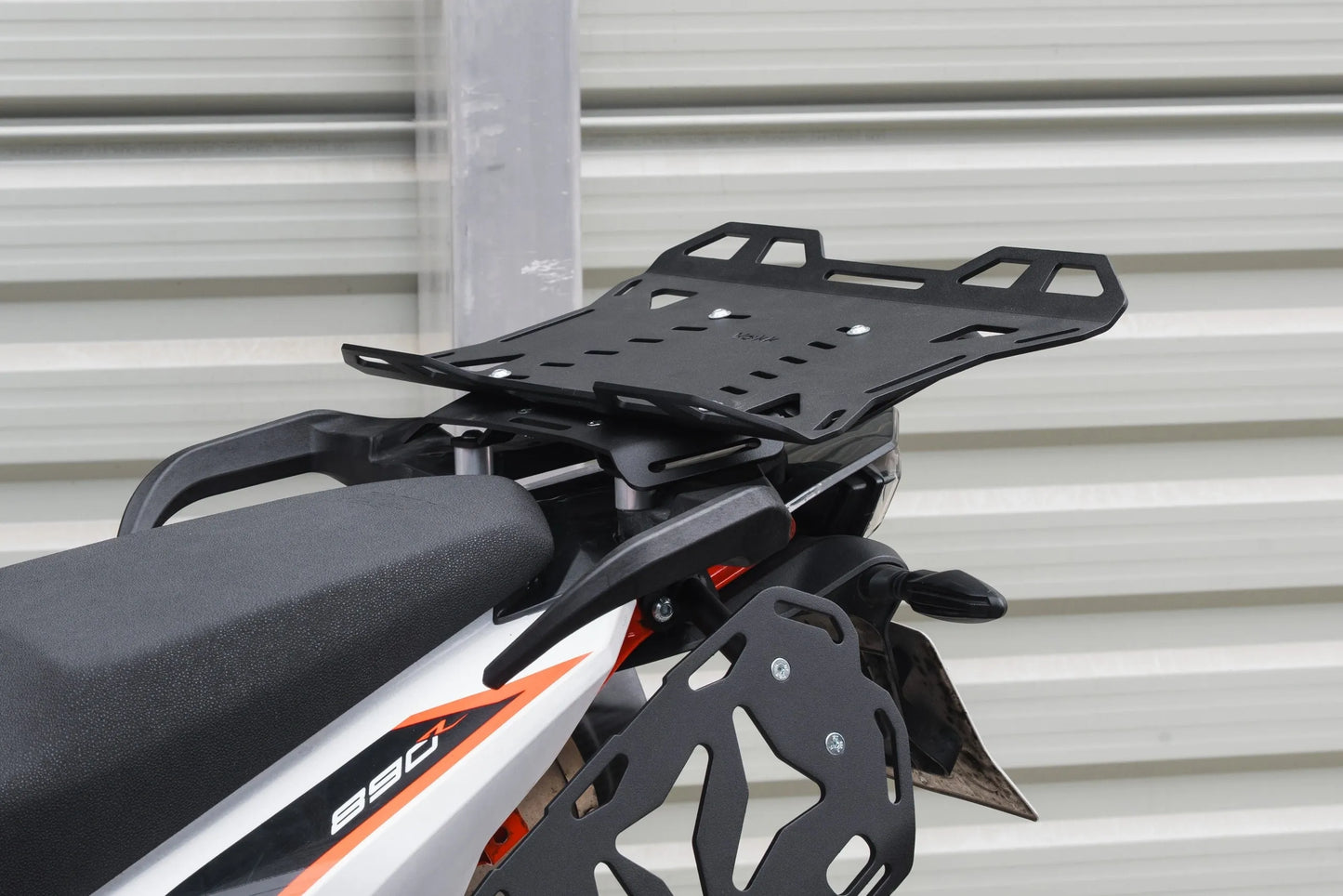 Yakk EXP - Motorcycle Luggage Top/Rear Plate - Black - KTM 790 Adventure (19-22), KTM 890 Adventure (21-22) BMW 900 GS (24-25) YAMAHA T7 Tenere 700 (19-24), YAMAHA T7 Tenere World Raid (22-24)